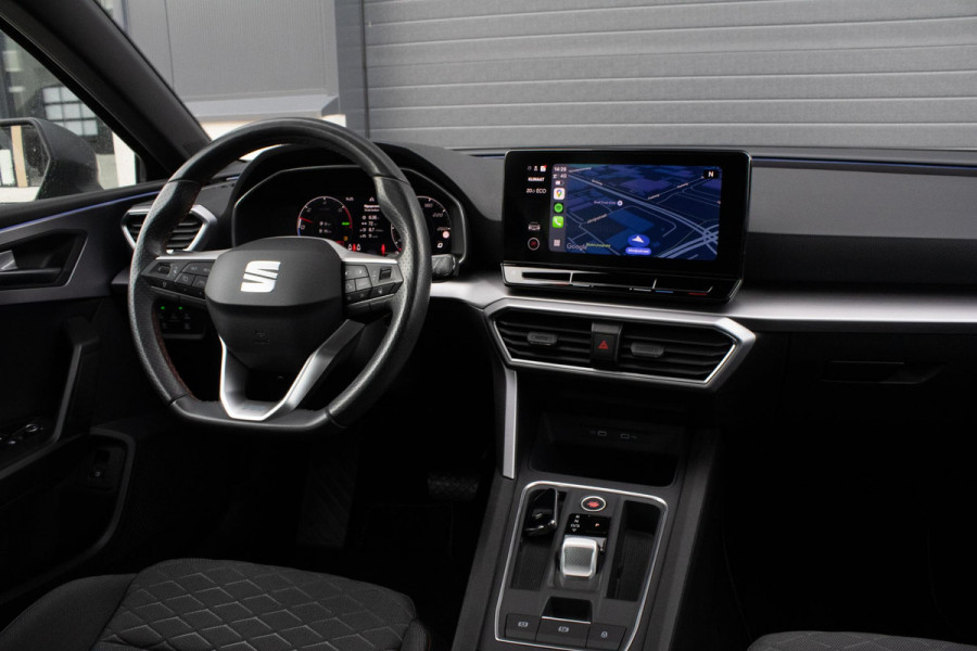 Seat Leon 1.4 TSI eHybrid PHEV FR Bus.Int. PANO CAMERA ACC CARPLAY Seat Leon 1.4 TSI eHybrid PHEV FR Bus.Int. PANO CAMERA ACC CARPLAY