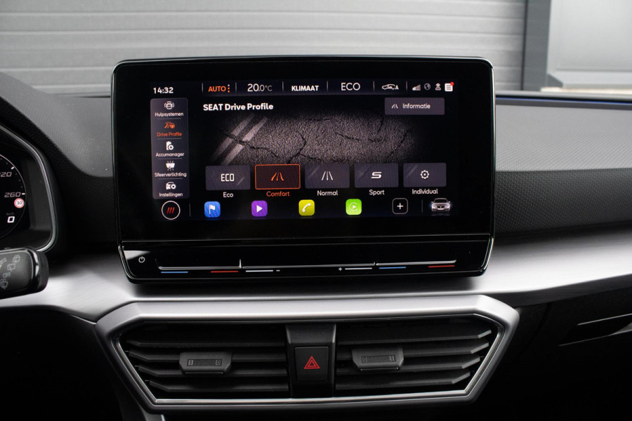 Seat Leon 1.4 TSI eHybrid PHEV FR Bus.Int. PANO CAMERA ACC CARPLAY Seat Leon 1.4 TSI eHybrid PHEV FR Bus.Int. PANO CAMERA ACC CARPLAY