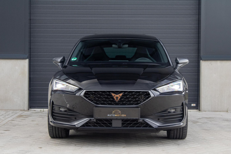 CUPRA Leon 1.4 e-Hybrid VZ 245 PANO CAMERA ACC Sfeerverlichting CUPRA Leon 1.4 e-Hybrid VZ 245 PANO CAMERA ACC Sfeerverlichting