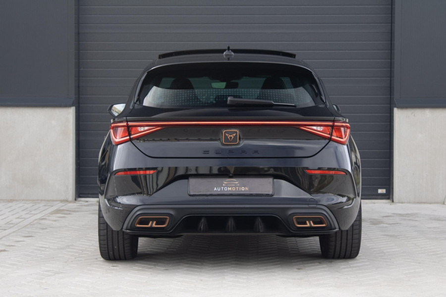 CUPRA Leon 1.4 e-Hybrid VZ 245 PANO CAMERA ACC Sfeerverlichting CUPRA Leon 1.4 e-Hybrid VZ 245 PANO CAMERA ACC Sfeerverlichting