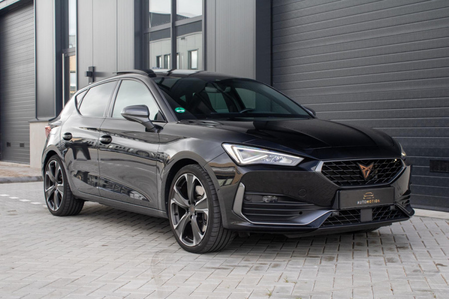 CUPRA Leon 1.4 e-Hybrid VZ 245 PANO CAMERA ACC Sfeerverlichting CUPRA Leon 1.4 e-Hybrid VZ 245 PANO CAMERA ACC Sfeerverlichting