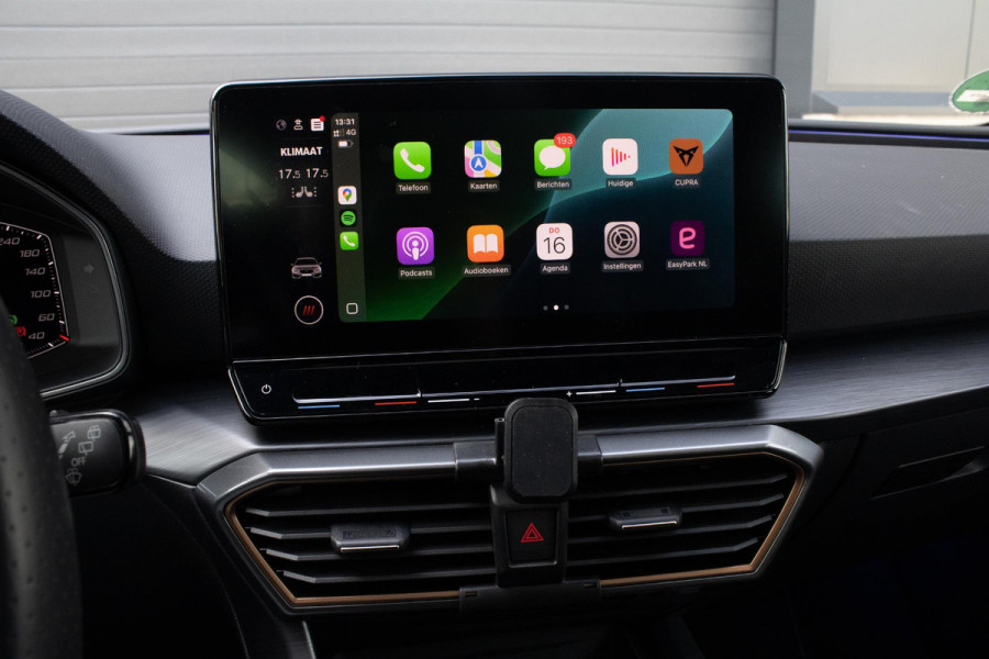 CUPRA Leon 1.4 e-Hybrid VZ 245 PANO CAMERA ACC Sfeerverlichting CUPRA Leon 1.4 e-Hybrid VZ 245 PANO CAMERA ACC Sfeerverlichting