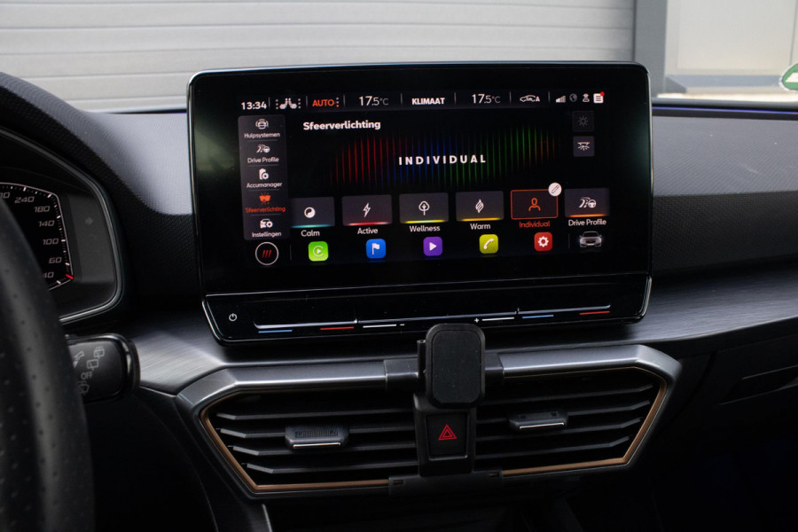 CUPRA Leon 1.4 e-Hybrid VZ 245 PANO CAMERA ACC Sfeerverlichting CUPRA Leon 1.4 e-Hybrid VZ 245 PANO CAMERA ACC Sfeerverlichting