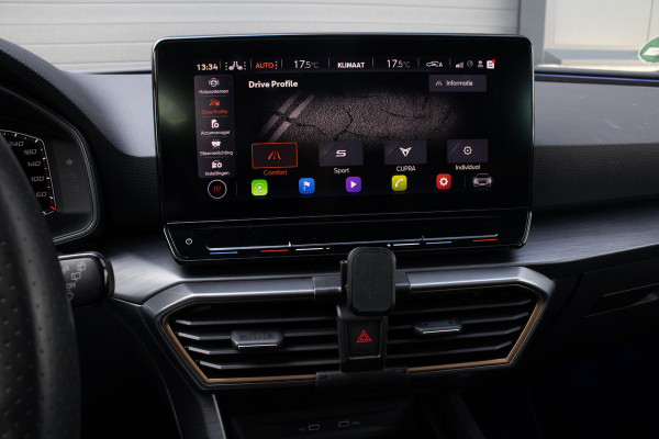 CUPRA Leon 1.4 e-Hybrid VZ 245 PANO CAMERA ACC Sfeerverlichting CUPRA Leon 1.4 e-Hybrid VZ 245 PANO CAMERA ACC Sfeerverlichting