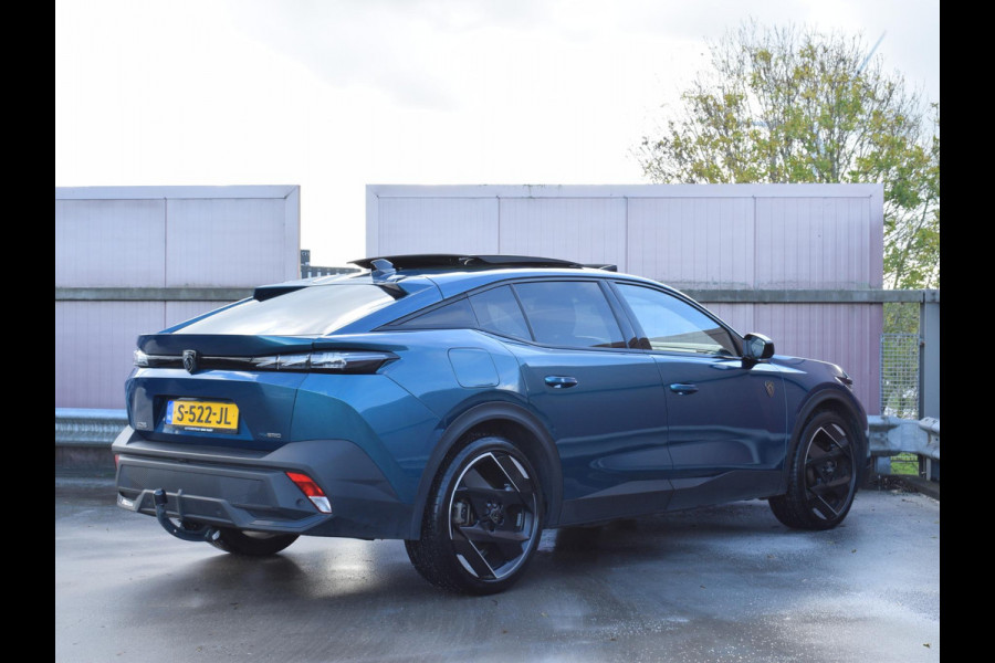 Peugeot 408 1.6 HYbrid GT 225 EAT8 First Edition SCHUIF- KANTELDAK | NAVI & CARPLAY | CAMERA MET SENSOREN | E.C.C. | Peugeot 408 1.6 HYbrid GT 225 EAT8 First Edition SCHUIF- KANTELDAK | NAVI & CARPLAY | CAMERA MET SENSOREN | E.C.C. |