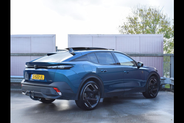 Peugeot 408 1.6 HYbrid GT 225 EAT8 First Edition SCHUIF- KANTELDAK | NAVI & CARPLAY | CAMERA MET SENSOREN | E.C.C. | Peugeot 408 1.6 HYbrid GT 225 EAT8 First Edition SCHUIF- KANTELDAK | NAVI & CARPLAY | CAMERA MET SENSOREN | E.C.C. |