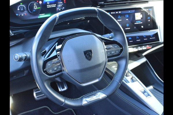 Peugeot 408 1.6 HYbrid GT 225 EAT8 First Edition SCHUIF- KANTELDAK | NAVI & CARPLAY | CAMERA MET SENSOREN | E.C.C. | Peugeot 408 1.6 HYbrid GT 225 EAT8 First Edition SCHUIF- KANTELDAK | NAVI & CARPLAY | CAMERA MET SENSOREN | E.C.C. |