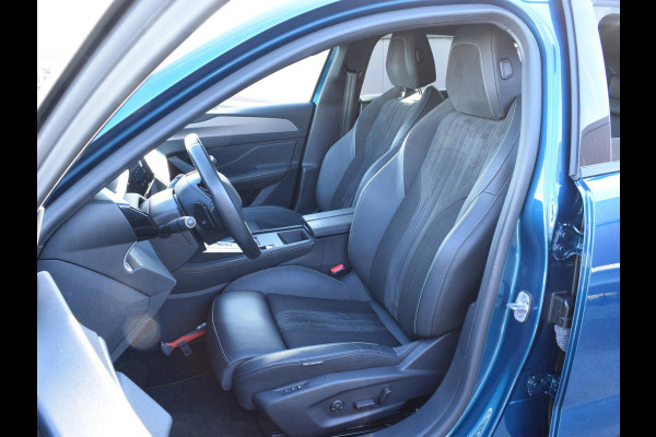 Peugeot 408 1.6 HYbrid GT 225 EAT8 First Edition SCHUIF- KANTELDAK | NAVI & CARPLAY | CAMERA MET SENSOREN | E.C.C. | Peugeot 408 1.6 HYbrid GT 225 EAT8 First Edition SCHUIF- KANTELDAK | NAVI & CARPLAY | CAMERA MET SENSOREN | E.C.C. |