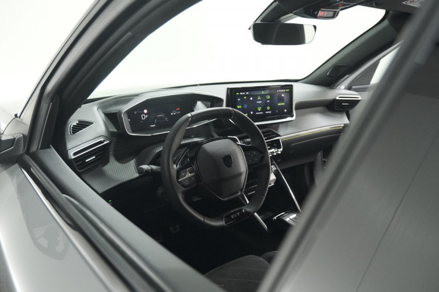 Peugeot 2008 PureTech 130 EAT8 GT | 360 Camera | Stoelmassage | Adaptieve Cruise Control | Dodehoekdetectie Peugeot 2008 PureTech 130 EAT8 GT | 360 Camera | Stoelmassage | Adaptieve Cruise Control | Dodehoekdetectie