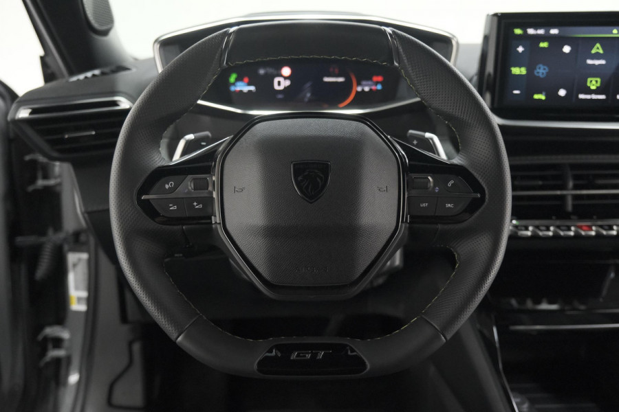 Peugeot 2008 PureTech 130 EAT8 GT | 360 Camera | Stoelmassage | Adaptieve Cruise Control | Dodehoekdetectie Peugeot 2008 PureTech 130 EAT8 GT | 360 Camera | Stoelmassage | Adaptieve Cruise Control | Dodehoekdetectie