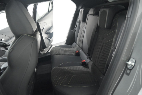 Peugeot 2008 PureTech 130 EAT8 GT | 360 Camera | Stoelmassage | Adaptieve Cruise Control | Dodehoekdetectie Peugeot 2008 PureTech 130 EAT8 GT | 360 Camera | Stoelmassage | Adaptieve Cruise Control | Dodehoekdetectie