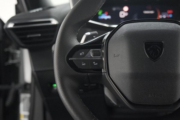 Peugeot 2008 PureTech 130 EAT8 GT | 360 Camera | Stoelmassage | Adaptieve Cruise Control | Dodehoekdetectie Peugeot 2008 PureTech 130 EAT8 GT | 360 Camera | Stoelmassage | Adaptieve Cruise Control | Dodehoekdetectie
