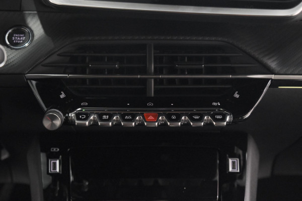 Peugeot 2008 PureTech 130 EAT8 GT | 360 Camera | Stoelmassage | Adaptieve Cruise Control | Dodehoekdetectie Peugeot 2008 PureTech 130 EAT8 GT | 360 Camera | Stoelmassage | Adaptieve Cruise Control | Dodehoekdetectie