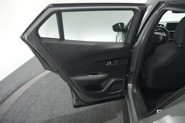 Peugeot 2008 PureTech 130 EAT8 GT | 360 Camera | Stoelmassage | Adaptieve Cruise Control | Dodehoekdetectie Peugeot 2008 PureTech 130 EAT8 GT | 360 Camera | Stoelmassage | Adaptieve Cruise Control | Dodehoekdetectie