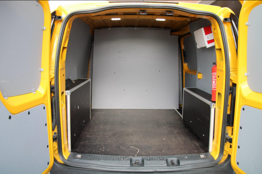 Volkswagen Caddy Cargo 2.0 TDI Comfort / Multi stuur / Trekhaak / Cruise