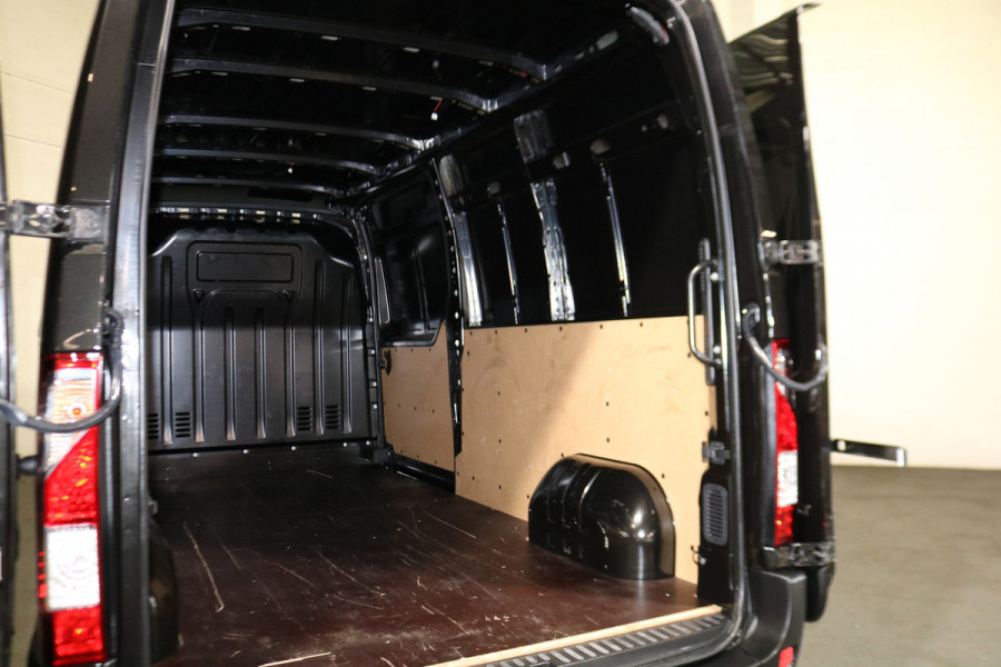 Renault Master T35 2.3 dCi 180pk L3H2 Energy Work Edition