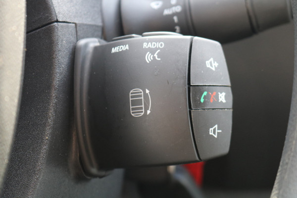 Renault Master T35 2.3 dCi 180pk L3H2 Energy Work Edition