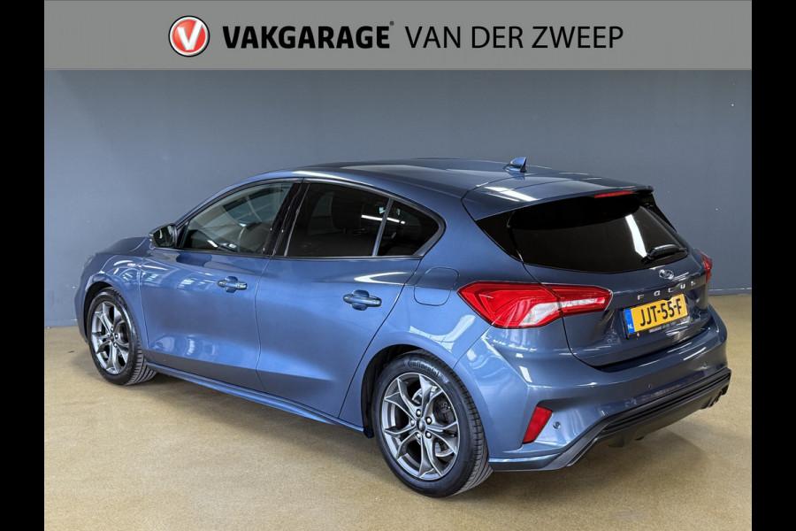 Ford Focus 1.0 EcoBoost ST Line Business | Navi | Led | Afn. Trekhaak Ford Focus 1.0 EcoBoost ST Line Business | Navi | Led | Afn. Trekhaak