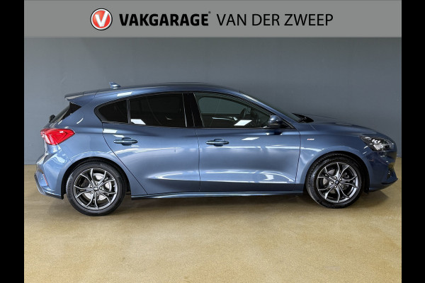 Ford Focus 1.0 EcoBoost ST Line Business | Navi | Led | Afn. Trekhaak Ford Focus 1.0 EcoBoost ST Line Business | Navi | Led | Afn. Trekhaak