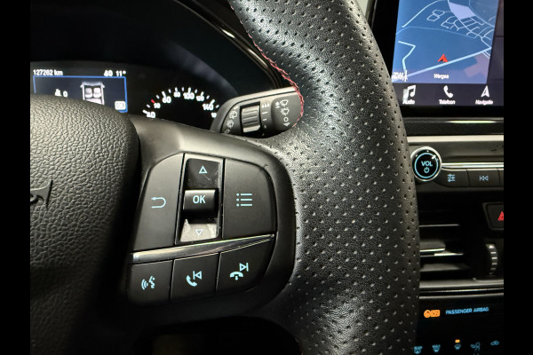 Ford Focus 1.0 EcoBoost ST Line Business | Navi | Led | Afn. Trekhaak Ford Focus 1.0 EcoBoost ST Line Business | Navi | Led | Afn. Trekhaak