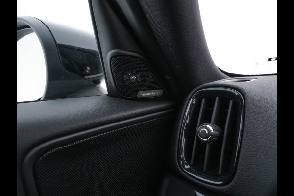 MINI Countryman 1.5 Cooper Boardwalk Edition (INCL-BTW) Aut. *PANO | HEAD-UP | ADAPTIVE-CRUISE | LUXURY-LEATHER | FULL-LED | HARMAN/KARDON | CAMERA | KEYLESS | HEATED-SPORTSEATS | AMBIENT-LIGHT | DAB+ | NAVI-FULLMAP | ECC | PDC | DIGI-C MINI Countryman 1.5 Cooper Boardwalk Edition (INCL-BTW) Aut. *PANO | HEAD-UP | ADAPTIVE-CRUISE | LUXURY-LEATHER | FULL-LED | HARMAN/KARDON | CAMERA | KEYLESS | HEATED-SPORTSEATS | AMBIENT-LIGHT | DAB+ | NAVI-FULLMAP | ECC | PDC | DIGI-C