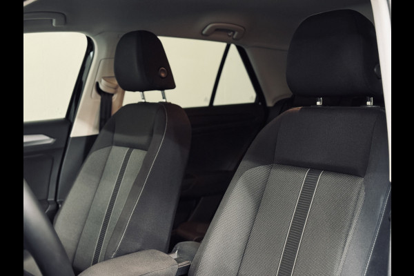 Volkswagen T-Roc 1.5 TSI Oranje Edition | NAP | IQ | Navi Volkswagen T-Roc 1.5 TSI Oranje Edition | NAP | IQ | Navi