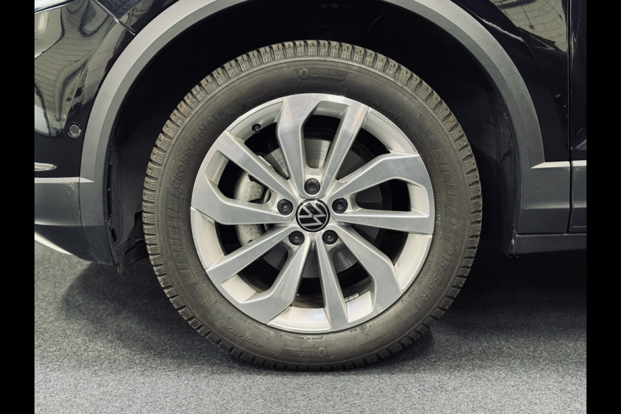 Volkswagen T-Roc 1.5 TSI Oranje Edition | NAP | IQ | Navi Volkswagen T-Roc 1.5 TSI Oranje Edition | NAP | IQ | Navi