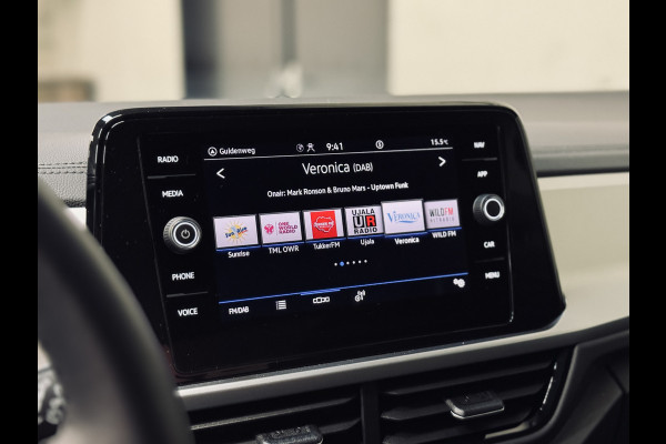 Volkswagen T-Roc 1.5 TSI Oranje Edition | NAP | IQ | Navi Volkswagen T-Roc 1.5 TSI Oranje Edition | NAP | IQ | Navi