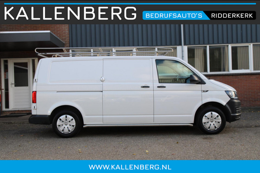 Volkswagen Transporter 2.0 TDI 102PK L2H1 / App connect / Imperiaal / Multi stuur / 3 zits Volkswagen Transporter 2.0 TDI 102PK L2H1 / App connect / Imperiaal / Multi stuur / 3 zits