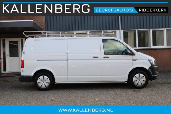 Volkswagen Transporter 2.0 TDI 102PK L2H1 / App connect / Imperiaal / Multi stuur / 3 zits Volkswagen Transporter 2.0 TDI 102PK L2H1 / App connect / Imperiaal / Multi stuur / 3 zits