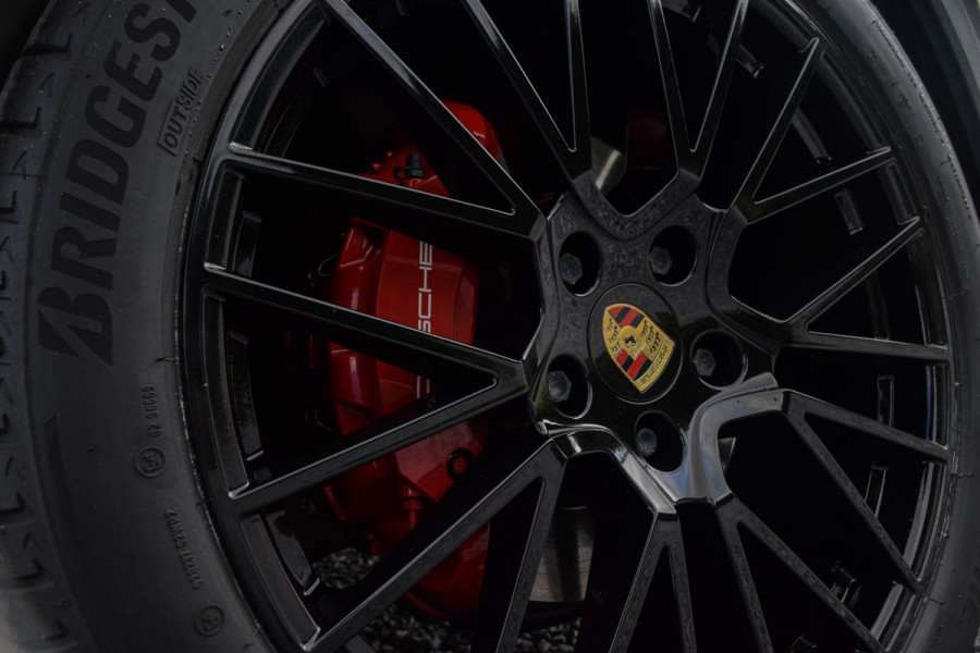 Porsche Cayenne 3.0 / Full Wrap/ Luchtvering/ Cruise Control/ Virtual Cockpit/ Trekhaak/ 250kW (340PK)