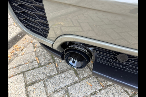 MINI Mini 1.5 Cooper / JCW Pakket / Piano Black / Carplay