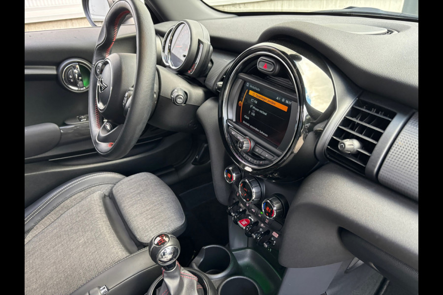 MINI Mini 1.5 Cooper / JCW Pakket / Piano Black / Carplay