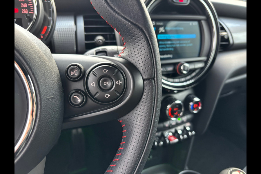 MINI Mini 1.5 Cooper / JCW Pakket / Piano Black / Carplay