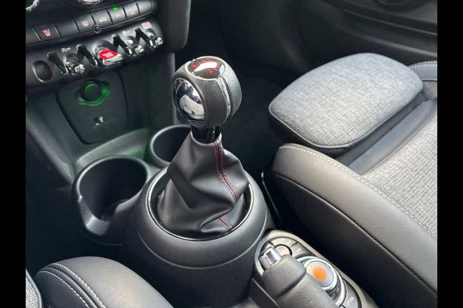 MINI Mini 1.5 Cooper / JCW Pakket / Piano Black / Carplay