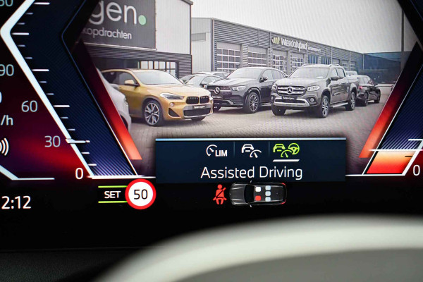 BMW 5 Serie 530e M-Sport Pano ACC 360 H/K Stoel-vent Brooklyngrau BMW 5 Serie 530e M-Sport Pano ACC 360 H/K Stoel-vent Brooklyngrau