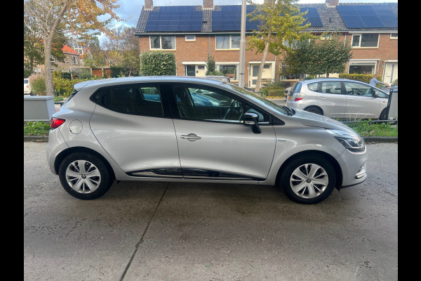 Renault Clio 0.9 TCe BoseNAVI.CRUISE,PDC Renault Clio 0.9 TCe BoseNAVI.CRUISE,PDC