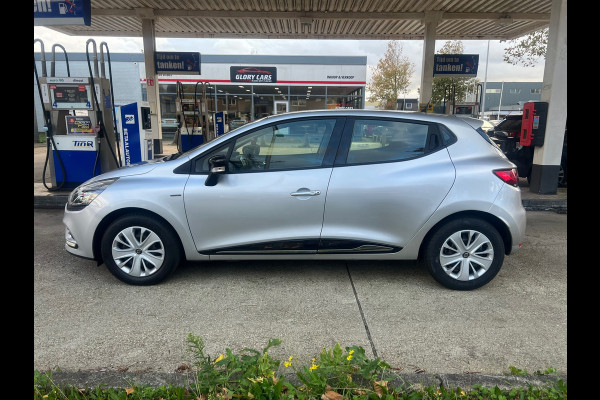 Renault Clio 0.9 TCe BoseNAVI.CRUISE,PDC Renault Clio 0.9 TCe BoseNAVI.CRUISE,PDC