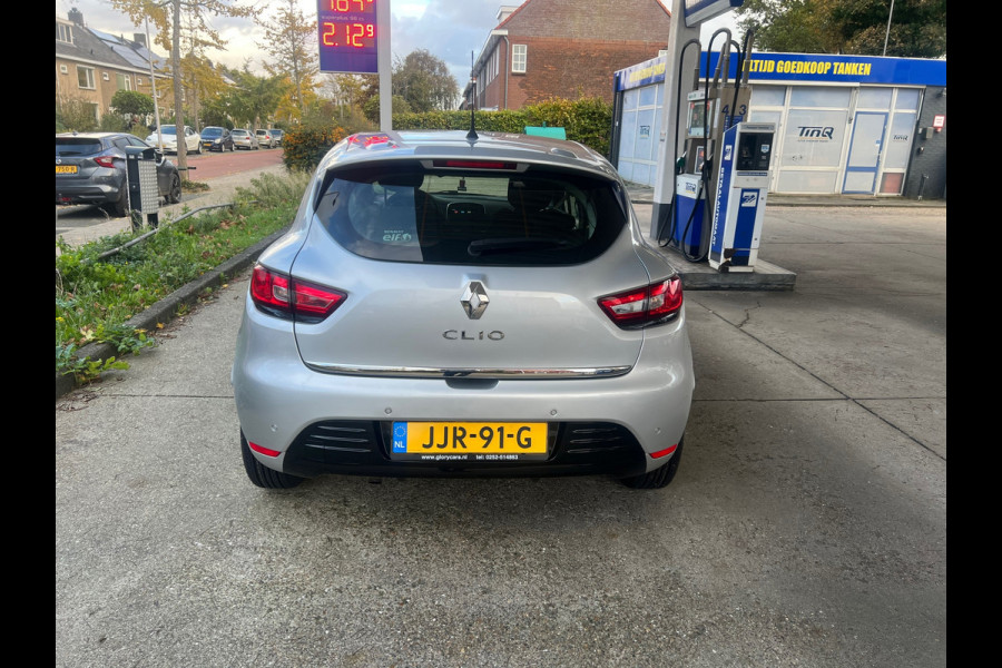 Renault Clio 0.9 TCe BoseNAVI.CRUISE,PDC Renault Clio 0.9 TCe BoseNAVI.CRUISE,PDC