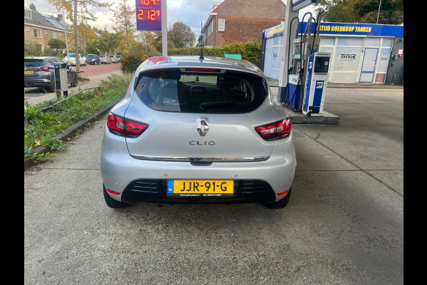 Renault Clio 0.9 TCe BoseNAVI.CRUISE,PDC Renault Clio 0.9 TCe BoseNAVI.CRUISE,PDC