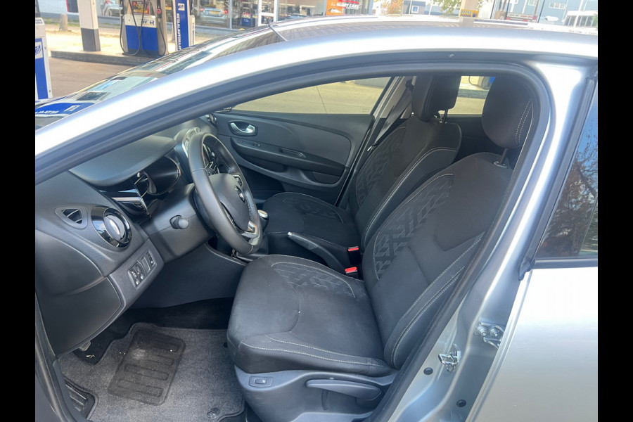 Renault Clio 0.9 TCe BoseNAVI.CRUISE,PDC Renault Clio 0.9 TCe BoseNAVI.CRUISE,PDC