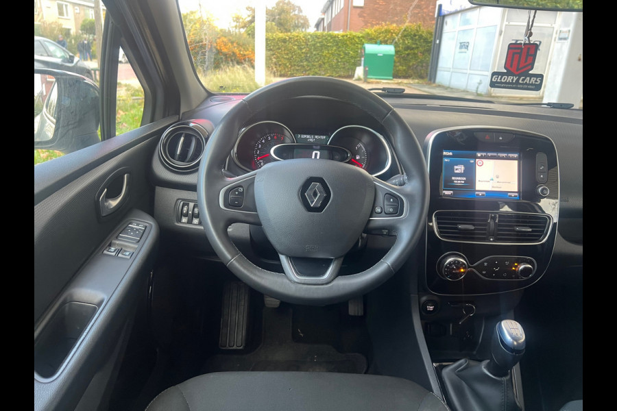 Renault Clio 0.9 TCe BoseNAVI.CRUISE,PDC Renault Clio 0.9 TCe BoseNAVI.CRUISE,PDC