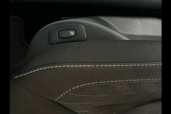 Renault Clio 0.9 TCe BoseNAVI.CRUISE,PDC Renault Clio 0.9 TCe BoseNAVI.CRUISE,PDC