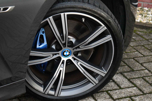 BMW 3 Serie Touring M340d xDrive Pano ACC HiFi El-zetels Adp-onderstel 19inch