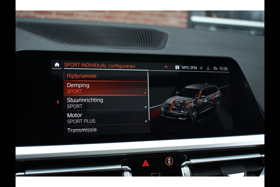 BMW 3 Serie Touring M340d xDrive Pano ACC HiFi El-zetels Adp-onderstel 19inch