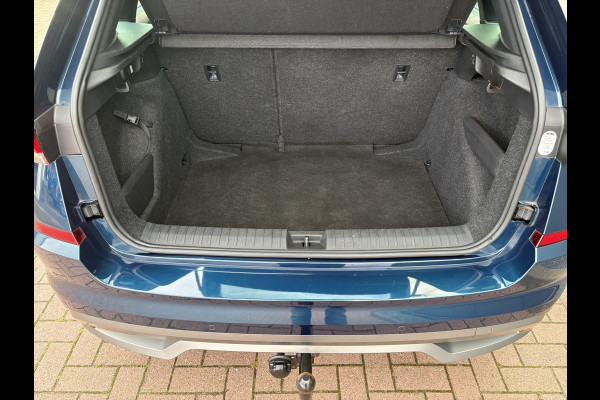 Škoda Kamiq 1.0 TSI 115pk DSG Sport Business CLIMA/CRUISE/DAB/CARPLAY/PDC/TREKHAAK Škoda Kamiq 1.0 TSI 115pk DSG Sport Business CLIMA/CRUISE/DAB/CARPLAY/PDC/TREKHAAK