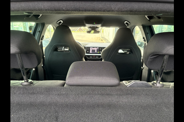 Škoda Kamiq 1.0 TSI 115pk DSG Sport Business CLIMA/CRUISE/DAB/CARPLAY/PDC/TREKHAAK Škoda Kamiq 1.0 TSI 115pk DSG Sport Business CLIMA/CRUISE/DAB/CARPLAY/PDC/TREKHAAK