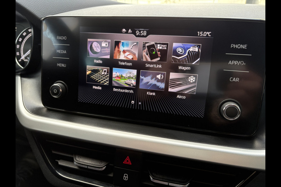 Škoda Kamiq 1.0 TSI 115pk DSG Sport Business CLIMA/CRUISE/DAB/CARPLAY/PDC/TREKHAAK Škoda Kamiq 1.0 TSI 115pk DSG Sport Business CLIMA/CRUISE/DAB/CARPLAY/PDC/TREKHAAK