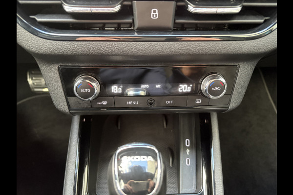 Škoda Kamiq 1.0 TSI 115pk DSG Sport Business CLIMA/CRUISE/DAB/CARPLAY/PDC/TREKHAAK Škoda Kamiq 1.0 TSI 115pk DSG Sport Business CLIMA/CRUISE/DAB/CARPLAY/PDC/TREKHAAK