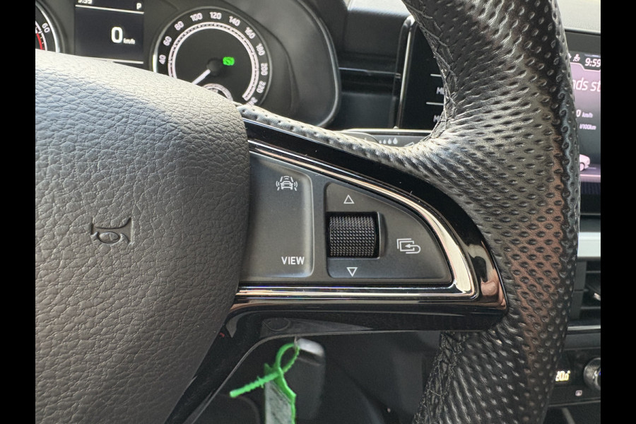 Škoda Kamiq 1.0 TSI 115pk DSG Sport Business CLIMA/CRUISE/DAB/CARPLAY/PDC/TREKHAAK Škoda Kamiq 1.0 TSI 115pk DSG Sport Business CLIMA/CRUISE/DAB/CARPLAY/PDC/TREKHAAK